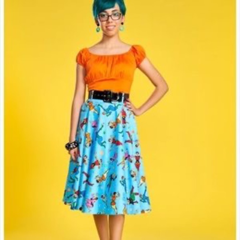 NWT Pinup Couture Small Doris Skirt in Space Babes Print HAS POCKETS